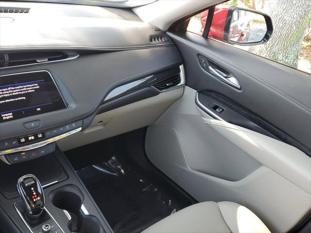 used 2022 Cadillac XT4 car, priced at $31,323
