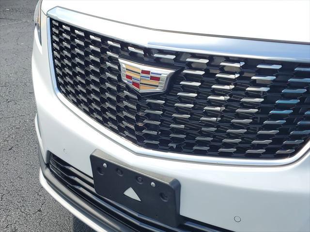 used 2022 Cadillac XT5 car, priced at $34,123