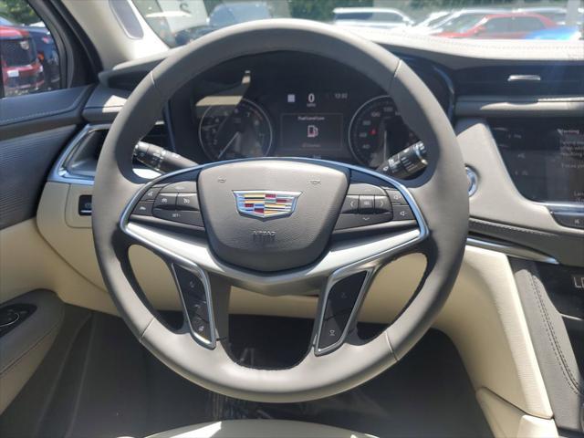 new 2025 Cadillac XT5 car, priced at $58,090