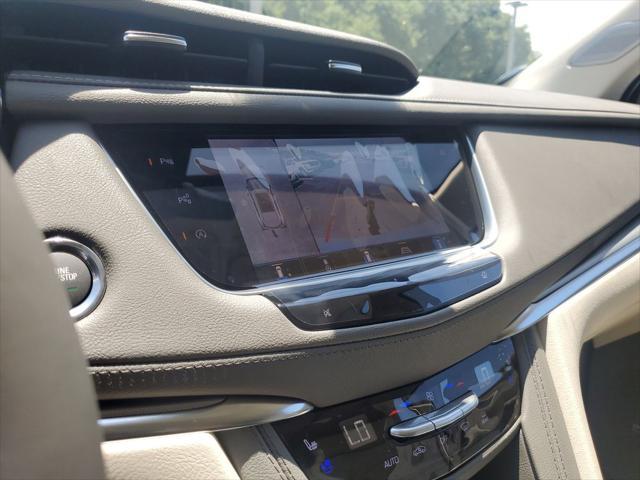 new 2025 Cadillac XT5 car, priced at $58,090