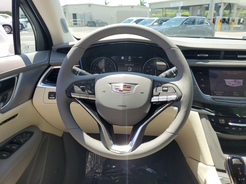 new 2025 Cadillac XT6 car, priced at $61,340