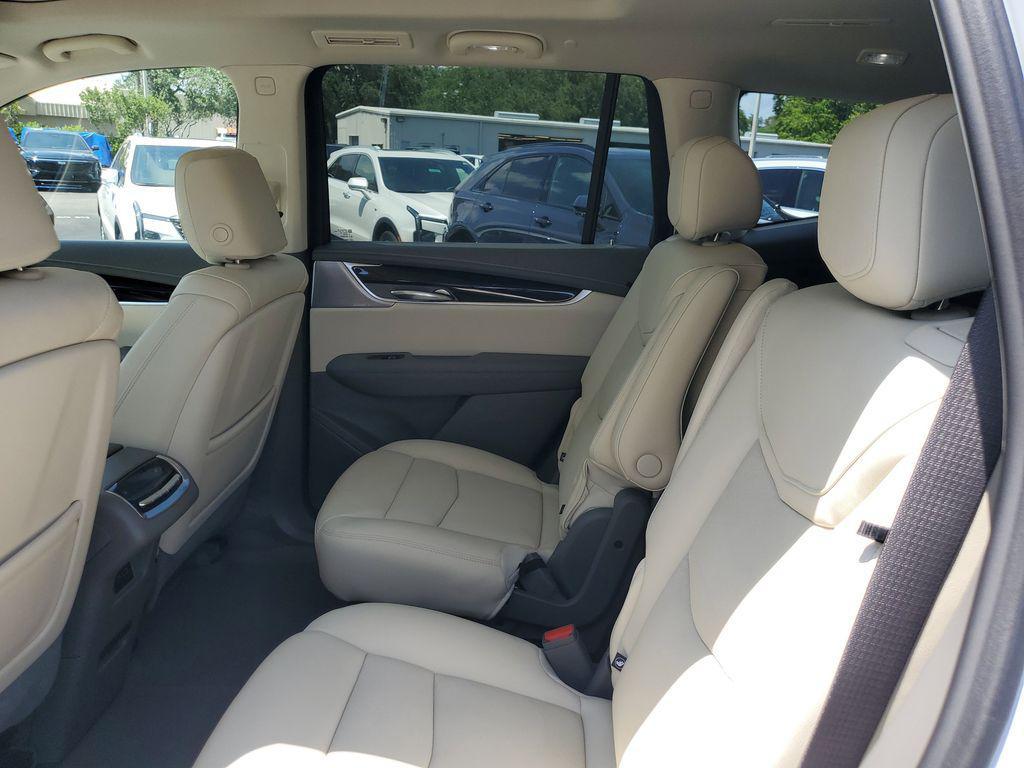 new 2025 Cadillac XT6 car, priced at $61,340