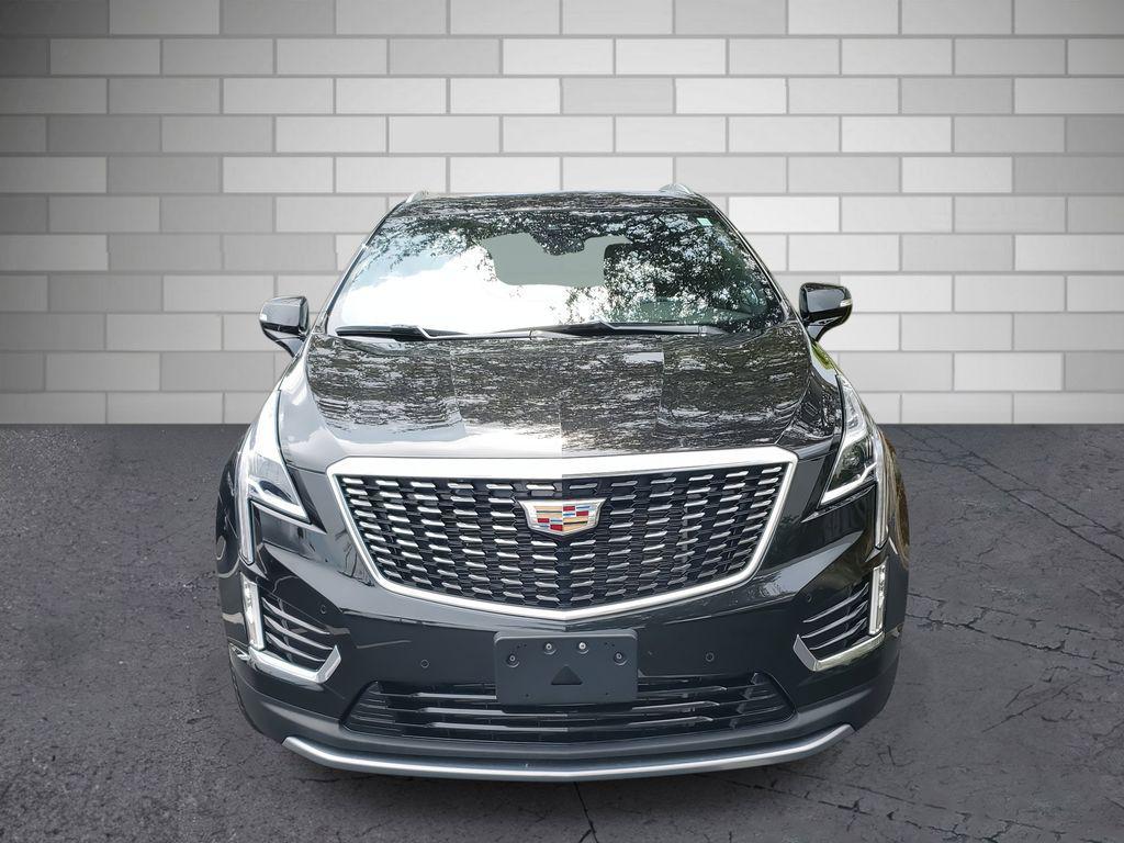used 2022 Cadillac XT5 car, priced at $34,233
