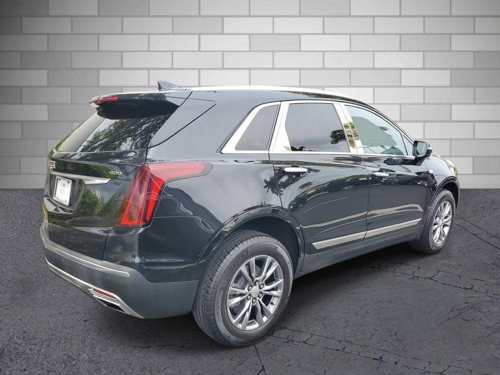used 2022 Cadillac XT5 car, priced at $34,233