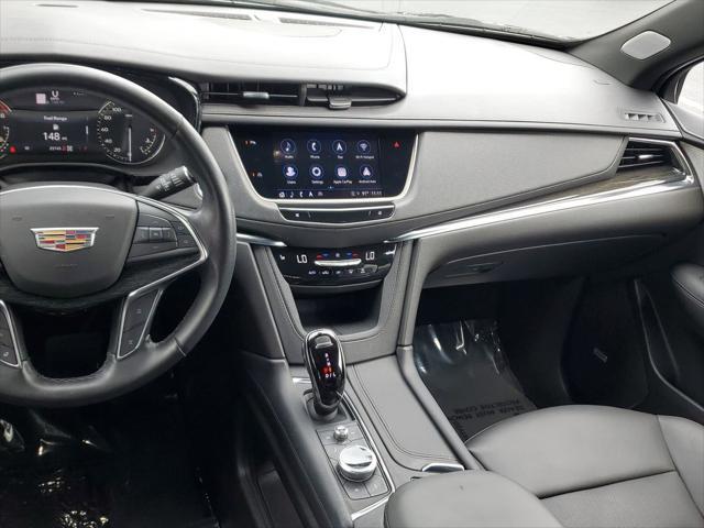 used 2022 Cadillac XT5 car, priced at $36,954