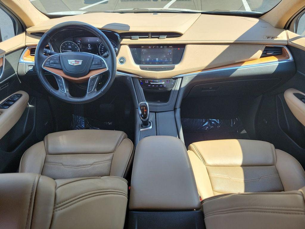 used 2018 Cadillac XT5 car, priced at $23,123