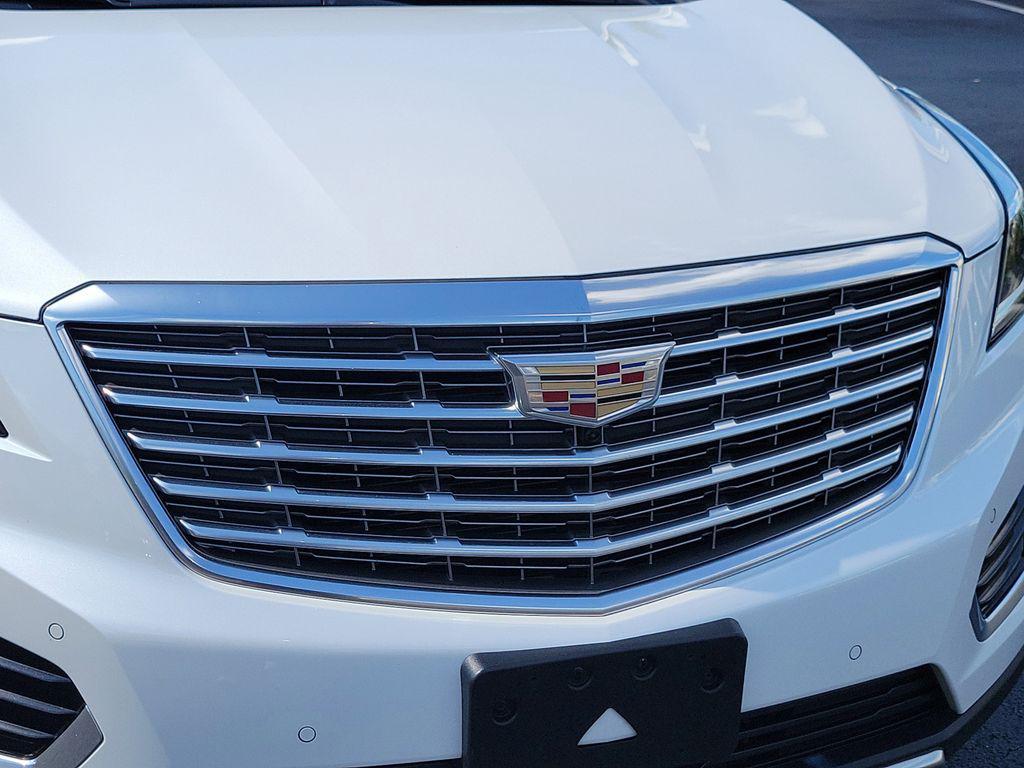 used 2018 Cadillac XT5 car, priced at $23,123