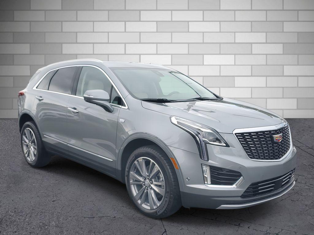 new 2025 Cadillac XT5 car, priced at $56,040