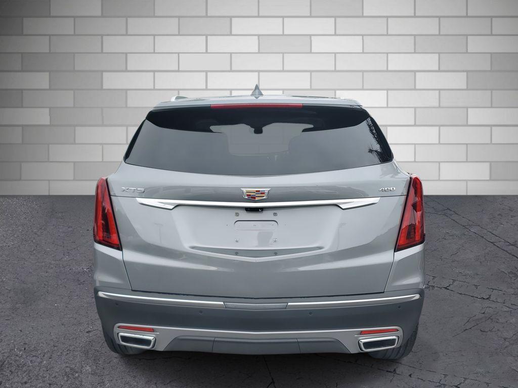 new 2025 Cadillac XT5 car, priced at $56,040