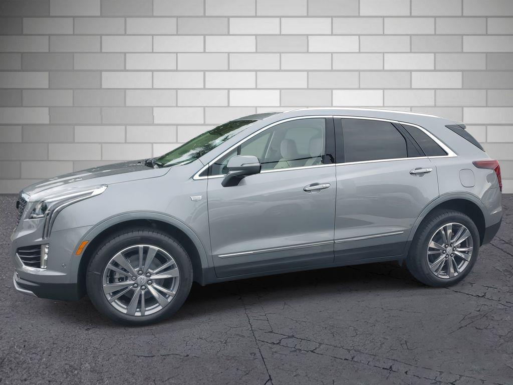 new 2025 Cadillac XT5 car, priced at $56,040