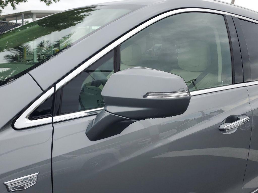 new 2025 Cadillac XT5 car, priced at $56,040