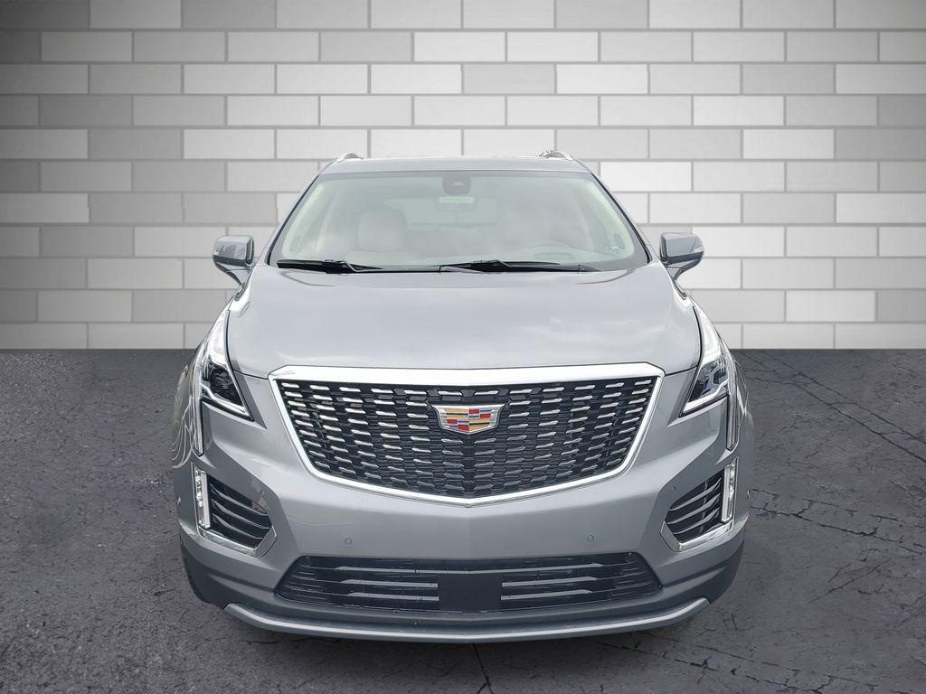 new 2025 Cadillac XT5 car, priced at $56,040