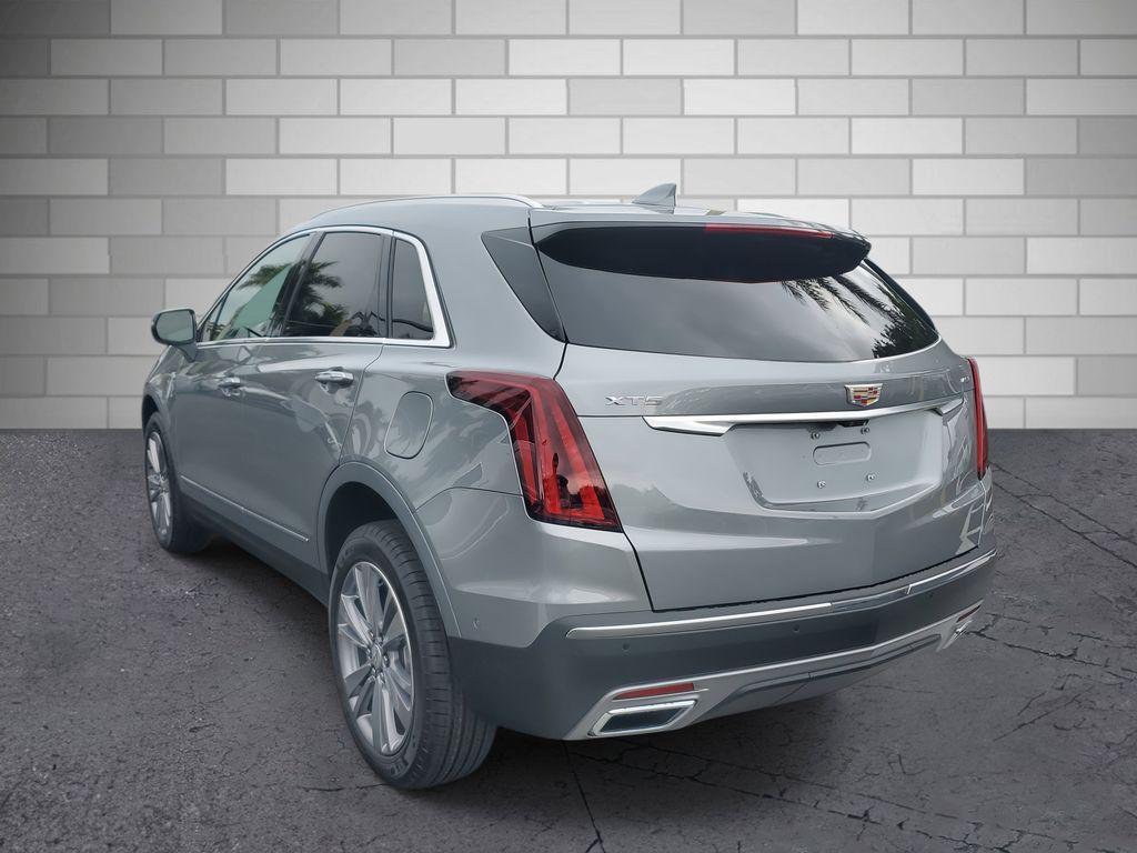 new 2025 Cadillac XT5 car, priced at $56,040