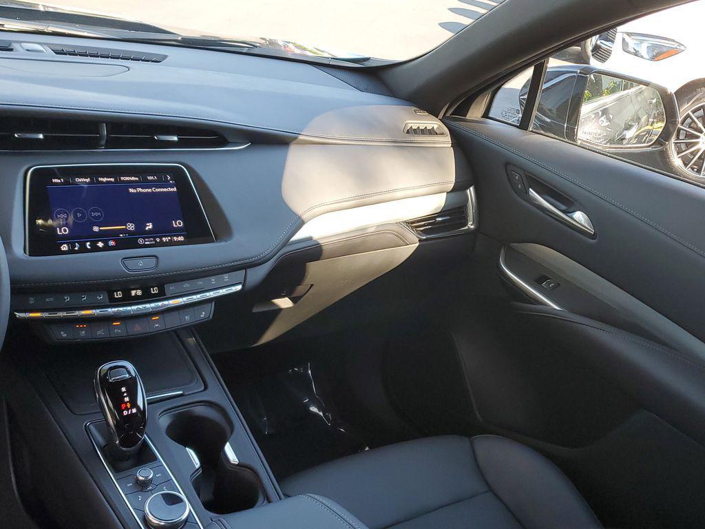 used 2022 Cadillac XT4 car, priced at $28,433