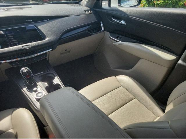 used 2022 Cadillac XT4 car, priced at $29,954