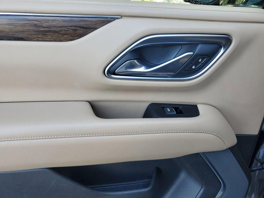 used 2021 Chevrolet Suburban car, priced at $49,123