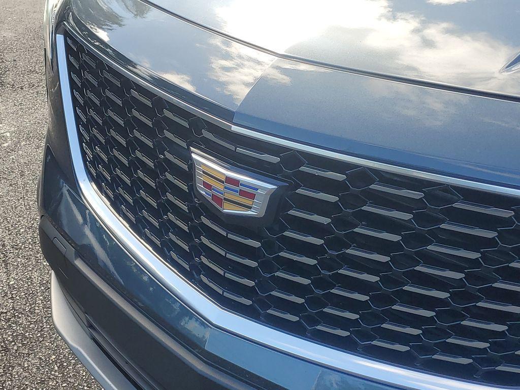 used 2021 Cadillac XT4 car, priced at $27,954