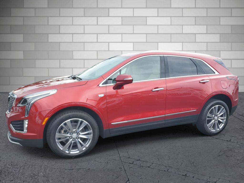 new 2025 Cadillac XT5 car, priced at $57,265