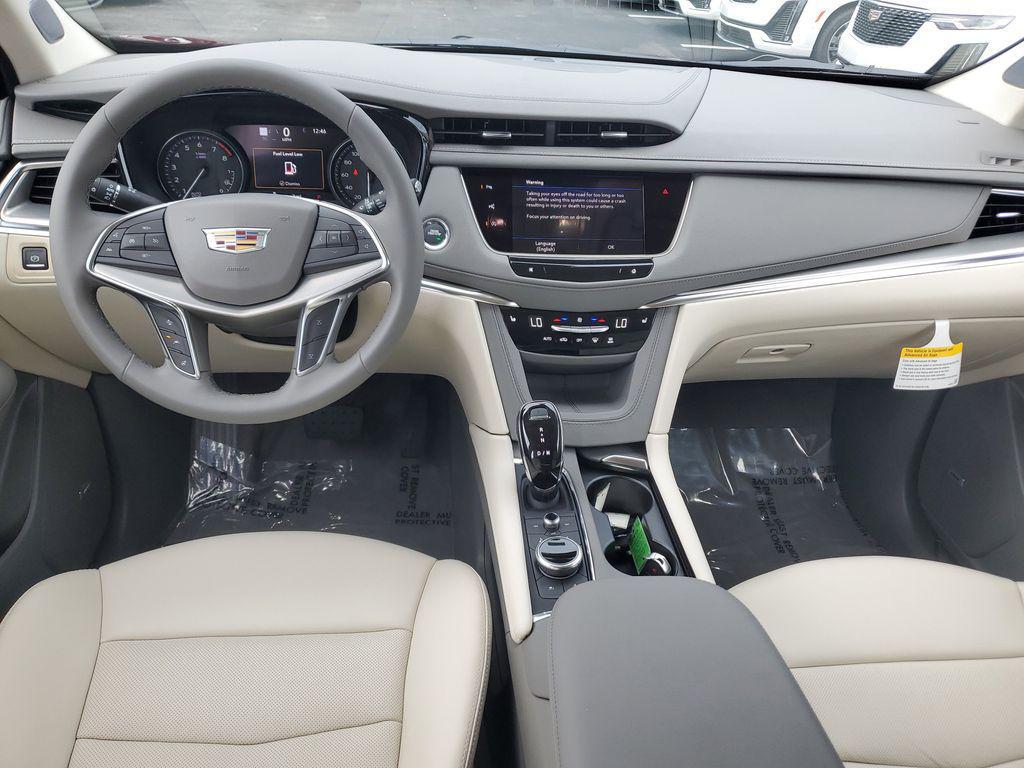 new 2025 Cadillac XT5 car, priced at $57,265