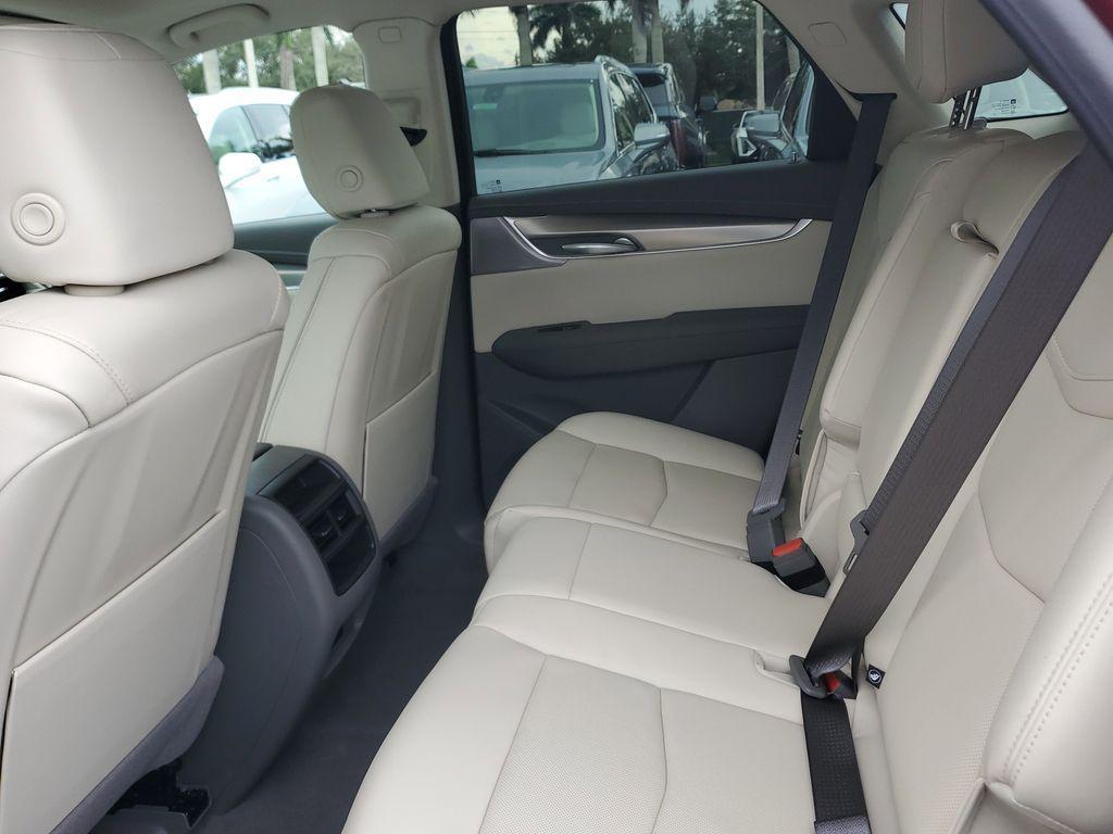 new 2025 Cadillac XT5 car, priced at $57,265