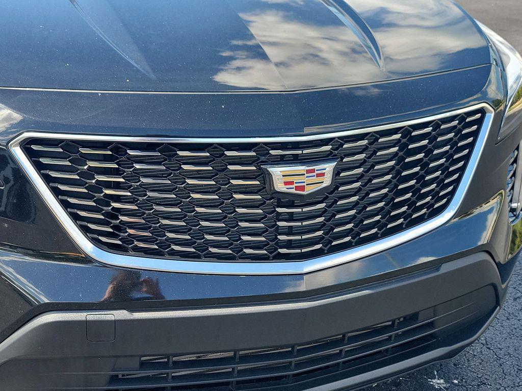 used 2023 Cadillac XT4 car, priced at $27,333