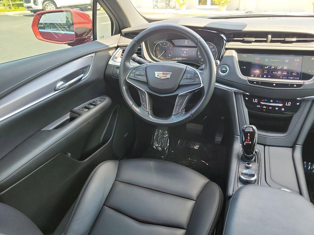 used 2020 Cadillac XT5 car, priced at $24,954
