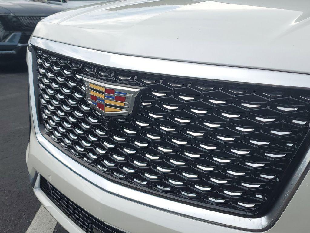 new 2025 Cadillac Escalade ESV car, priced at $107,290