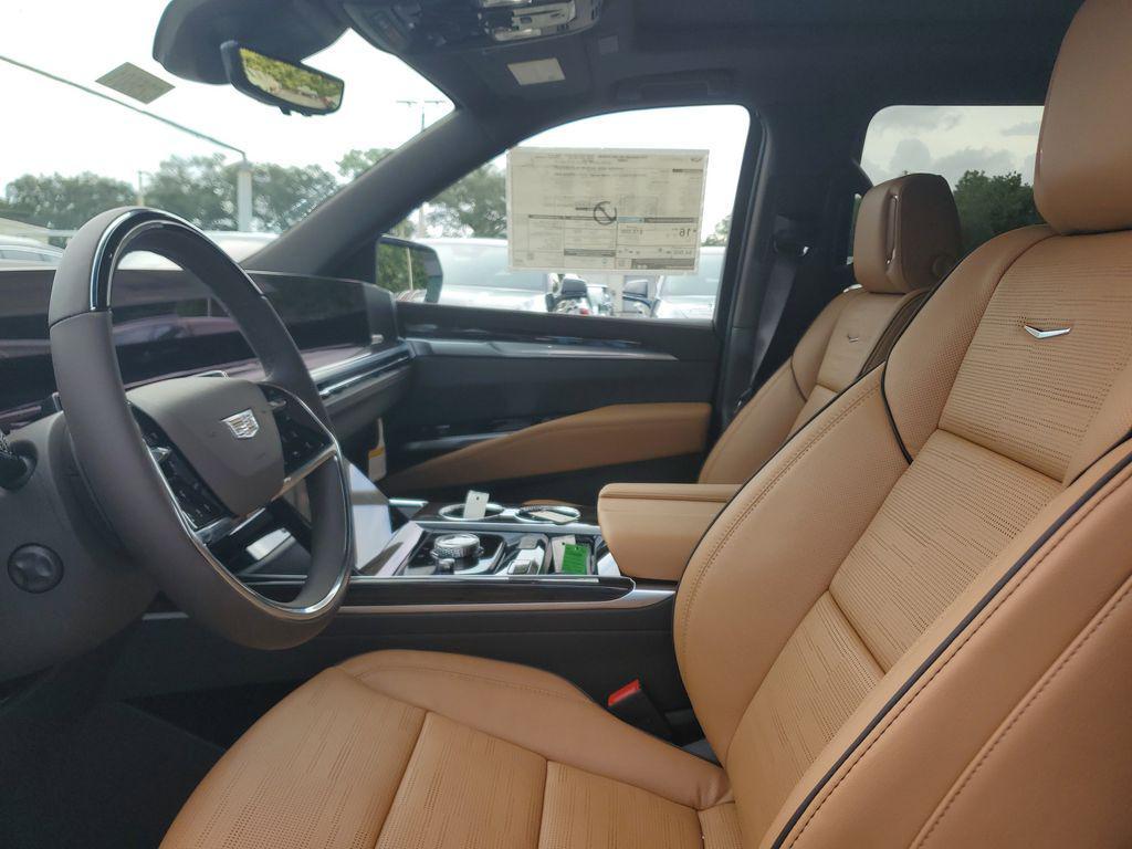 new 2025 Cadillac Escalade ESV car, priced at $107,290