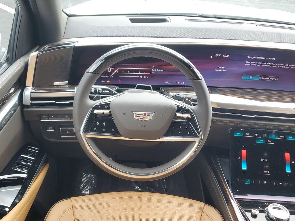 new 2025 Cadillac Escalade ESV car, priced at $107,290