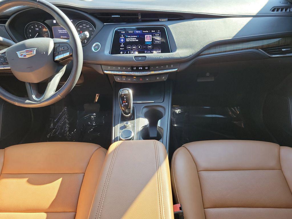 used 2020 Cadillac XT4 car, priced at $22,454