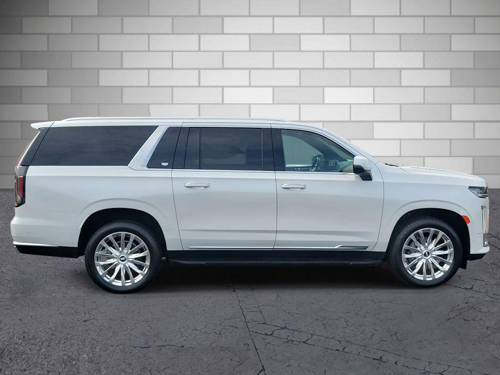 used 2022 Cadillac Escalade ESV car, priced at $63,954