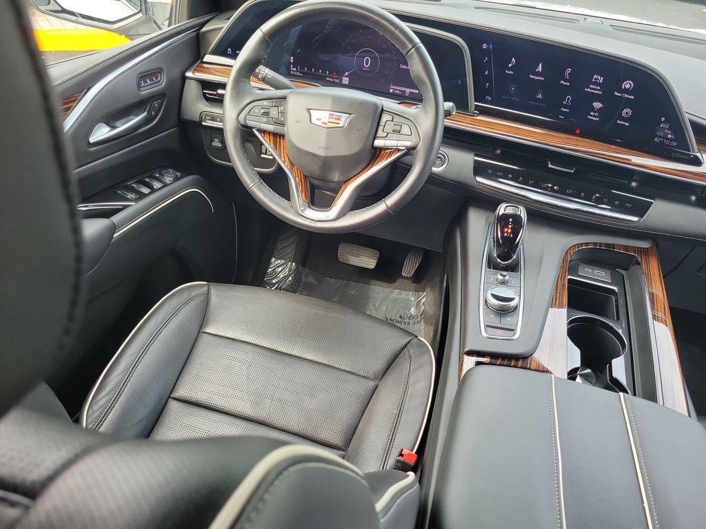 used 2022 Cadillac Escalade ESV car, priced at $63,954