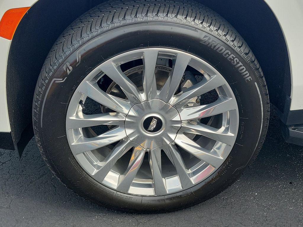 used 2022 Cadillac Escalade ESV car, priced at $63,954