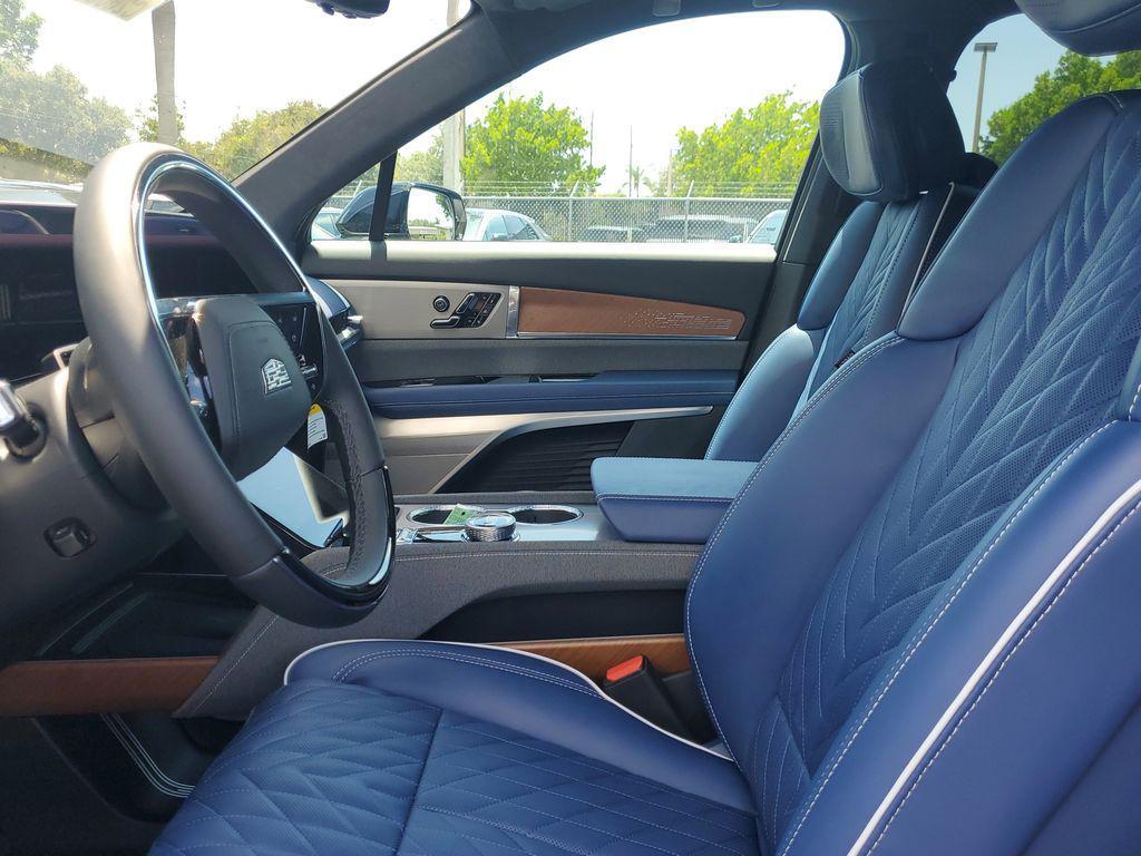 new 2026 Cadillac VISTIQ car, priced at $93,590