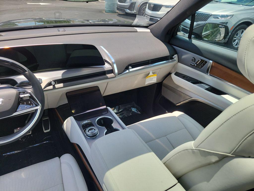 new 2026 Cadillac VISTIQ car, priced at $81,065