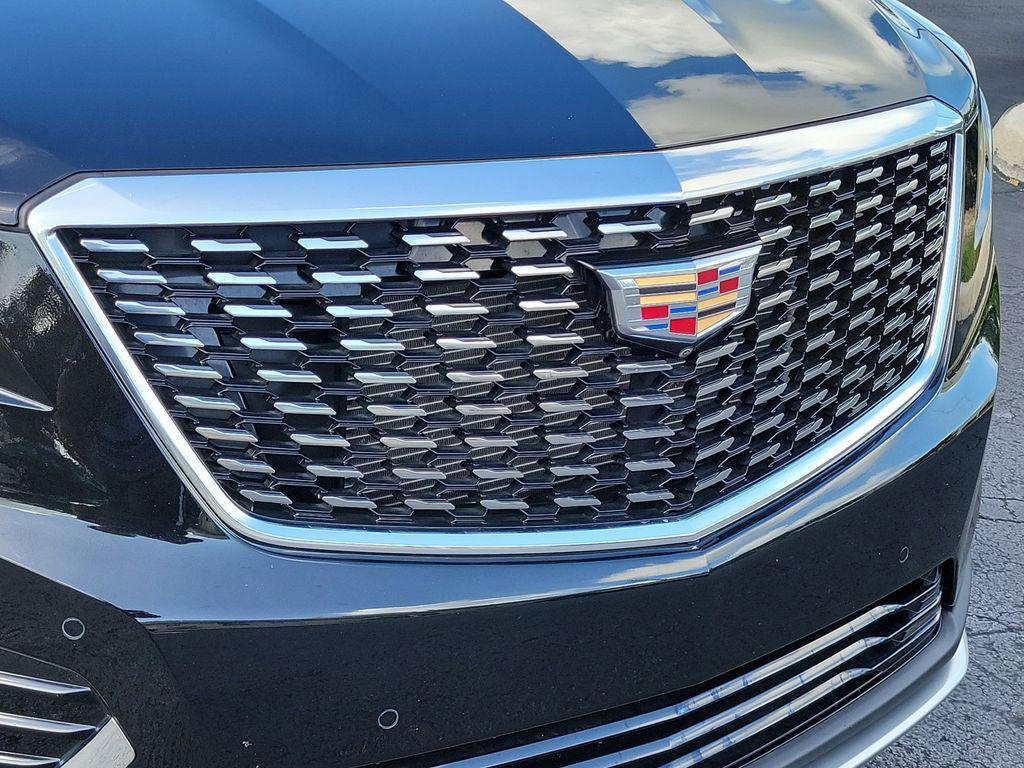 used 2024 Cadillac XT5 car, priced at $46,954