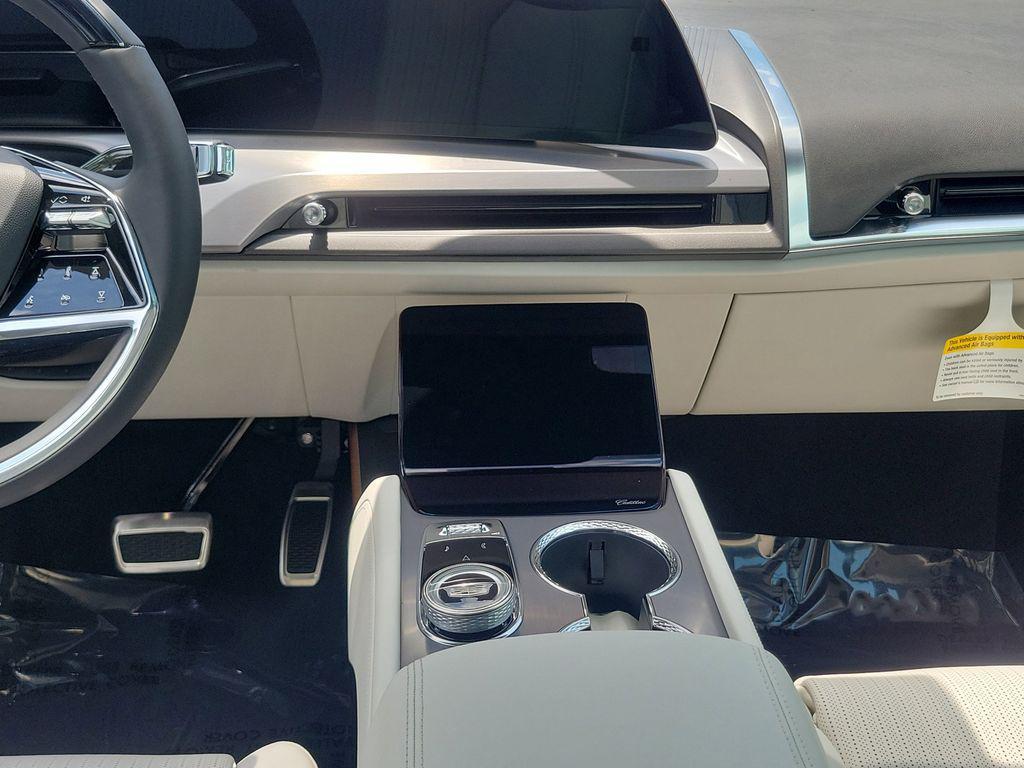 new 2026 Cadillac VISTIQ car, priced at $81,335