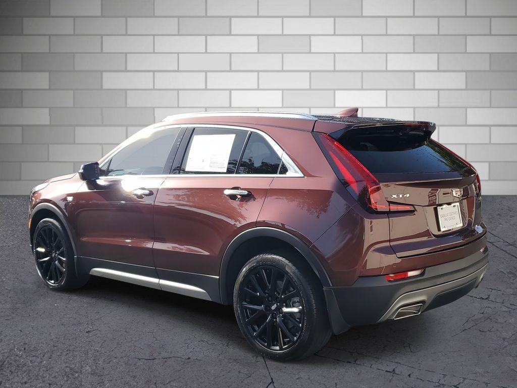 used 2023 Cadillac XT4 car, priced at $30,233