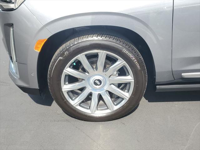 used 2021 Cadillac Escalade ESV car, priced at $71,123