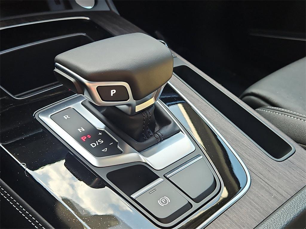 used 2025 Audi Q5 car, priced at $50,987