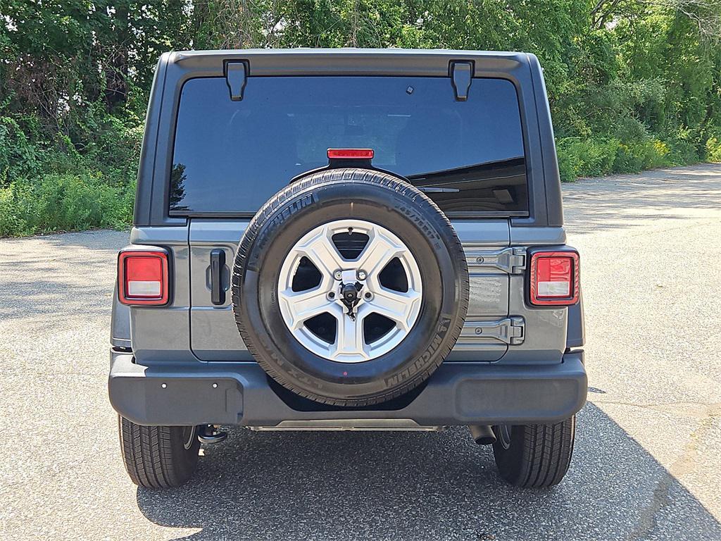 used 2021 Jeep Wrangler Unlimited car, priced at $32,587