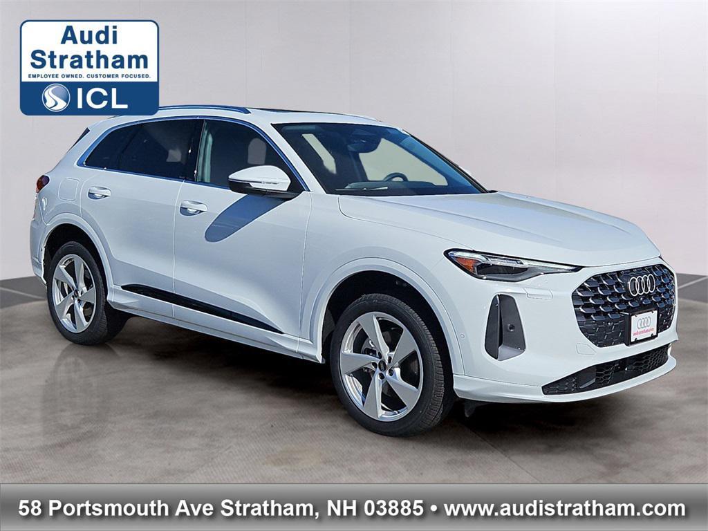 new 2025 Audi Q5 car, priced at $62,080