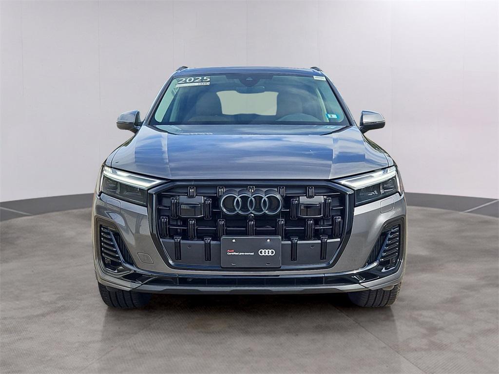 used 2025 Audi Q7 car, priced at $64,419