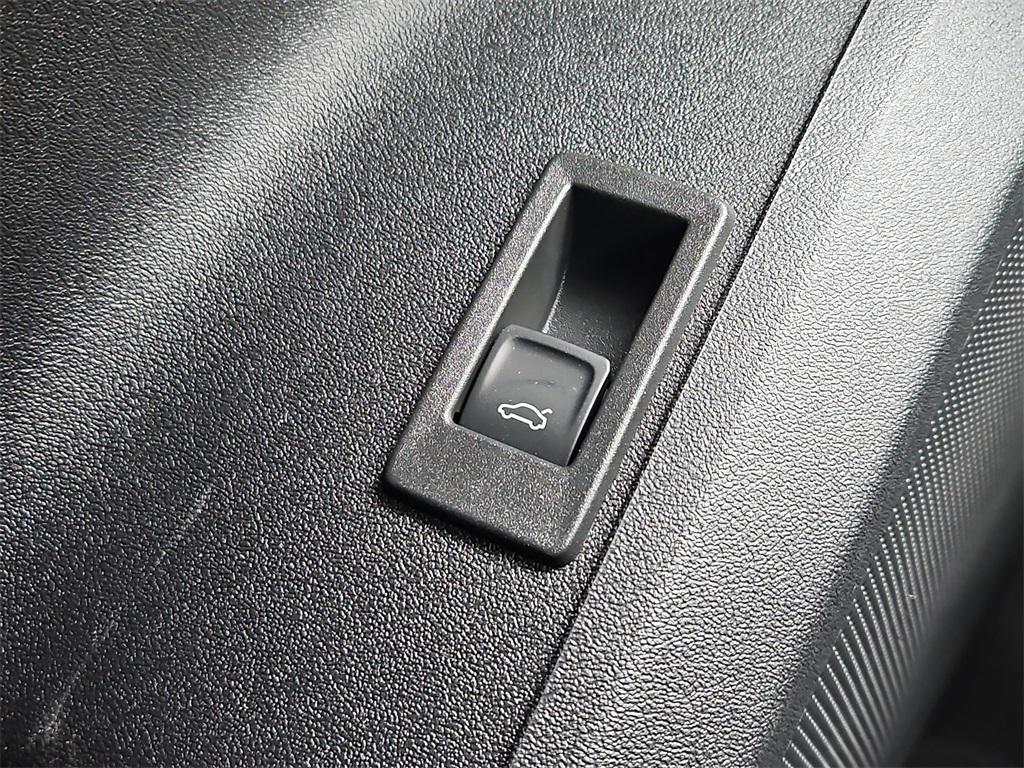new 2025 Audi Q5 car, priced at $58,230