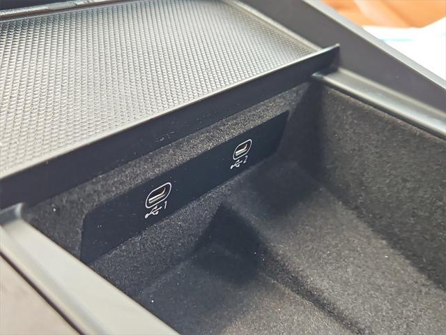 used 2022 Audi Q8 car, priced at $45,987