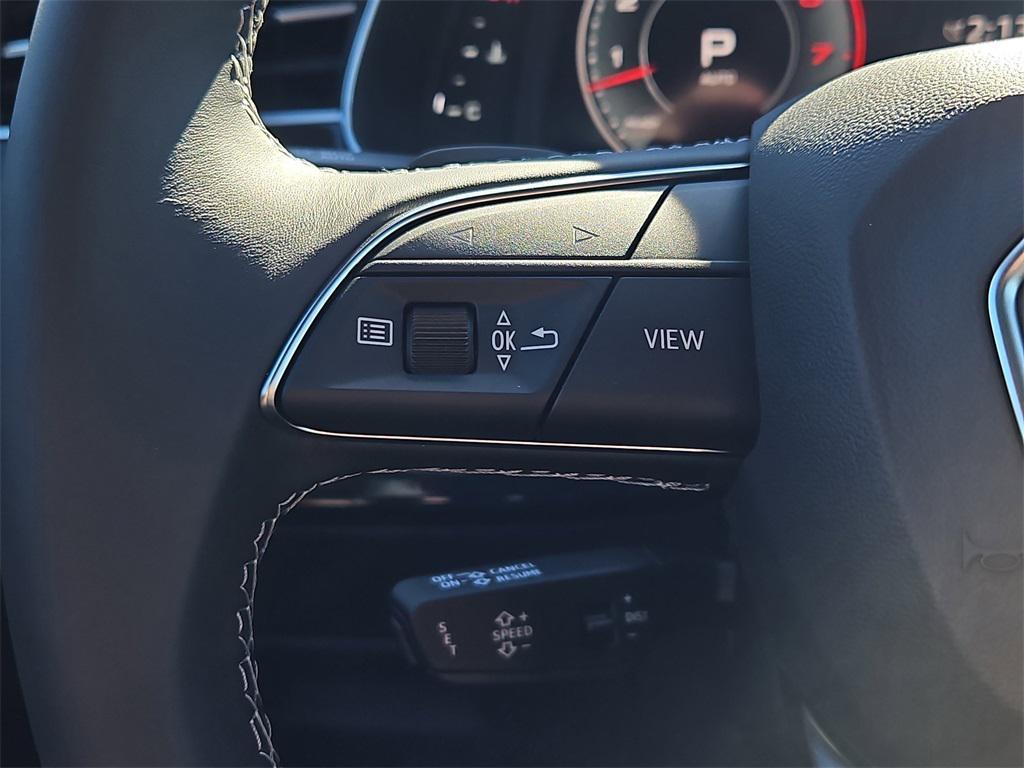 new 2025 Audi Q7 car, priced at $73,600