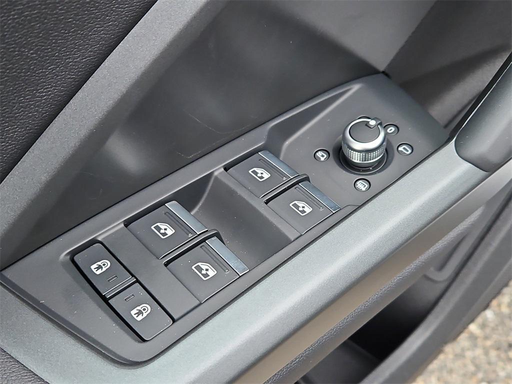 new 2025 Audi Q3 car, priced at $46,118