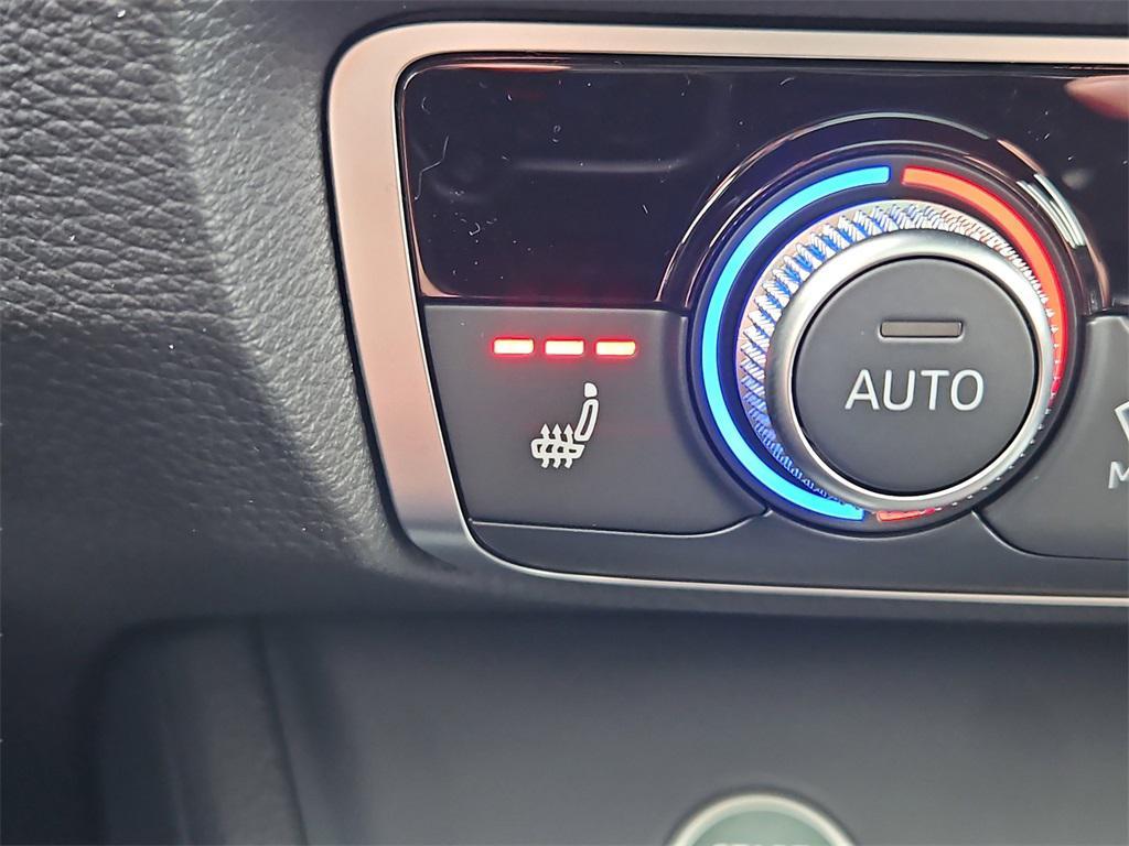 new 2025 Audi Q3 car, priced at $46,118