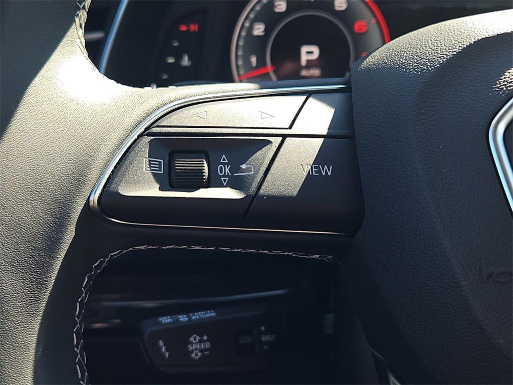 new 2025 Audi Q7 car, priced at $73,910