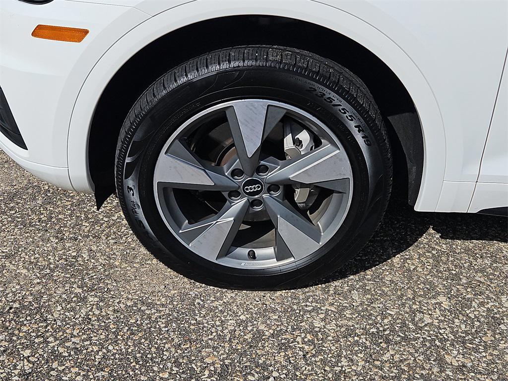 used 2020 Audi Q5 car, priced at $22,987